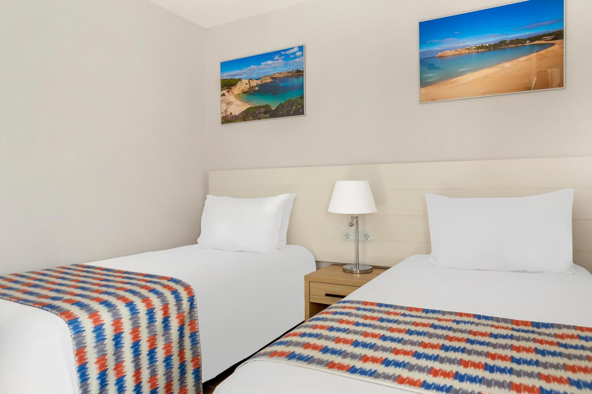 White Sands Beach Club Arenal d'en Castell Buitenkant foto